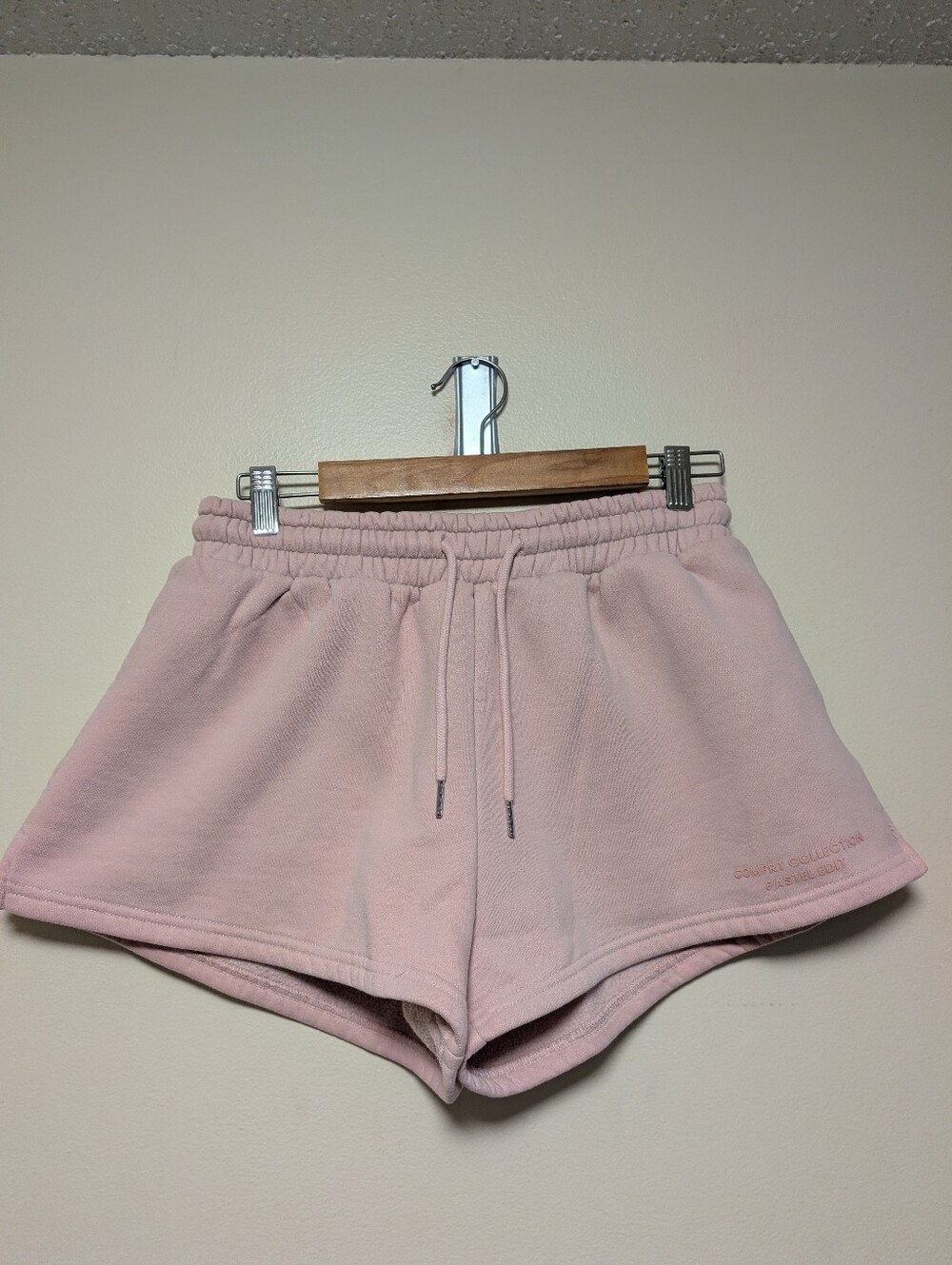 Comfrt Pastel Edit Pink Fleece Shorts Women’s Medium Cozy Lounge